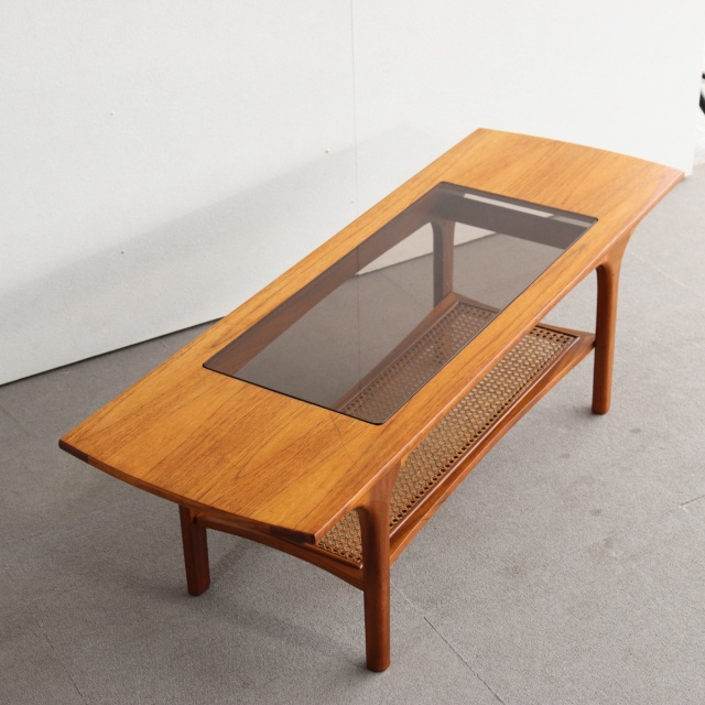 英国ヴィンテージのチーク材のコーヒーテーブル