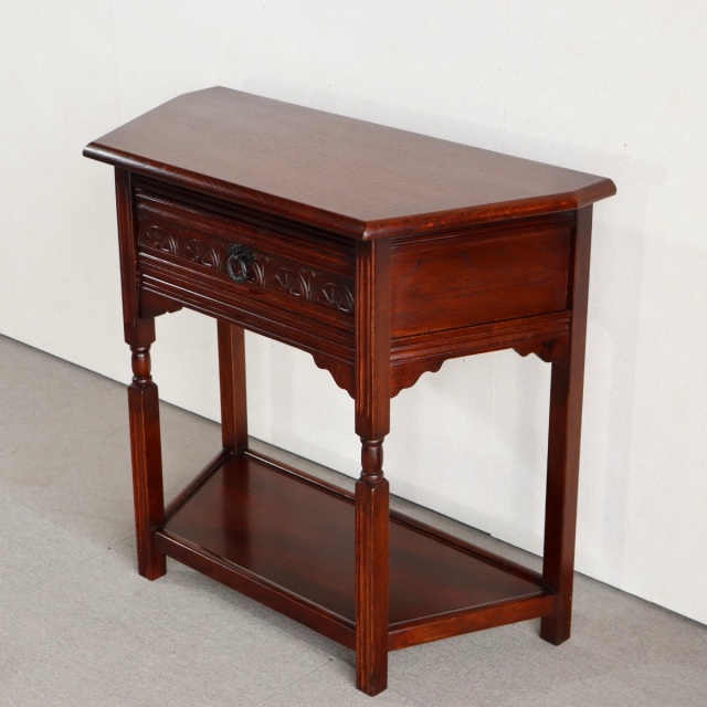 英国ヴィンテージのテーブル