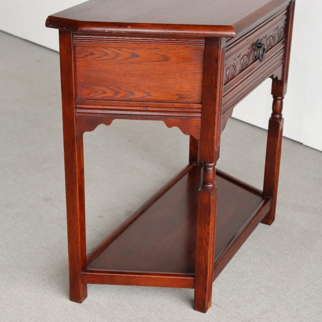 英国ヴィンテージのテーブル