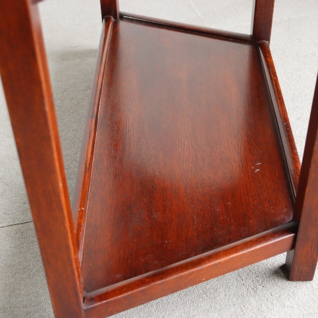 英国ヴィンテージのテーブル