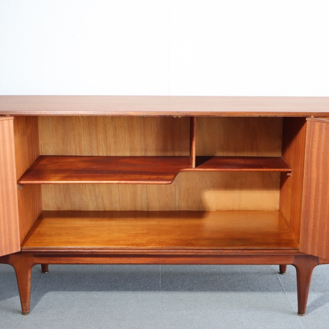 マッキントッシュのサイドボード