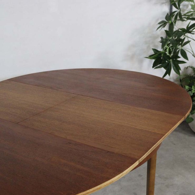 オイルワックス仕上げの円形のダイニングテーブル、真ん中が伸びるタイプ、23120