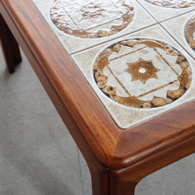  ジープランG-PLANのコーヒーテーブル