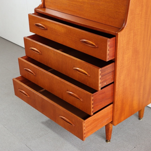 ジェンティークJentiqueのビューロー