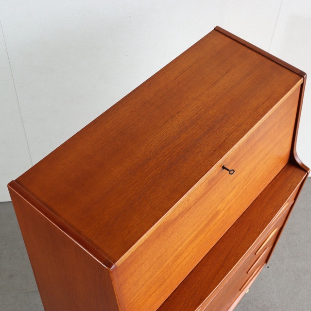 ジェンティークJentiqueのビューロー