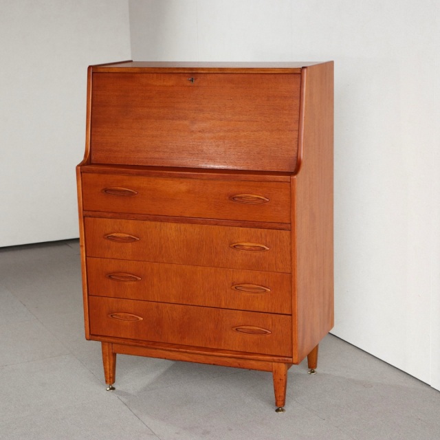 ジェンティークJentiqueのビューロー