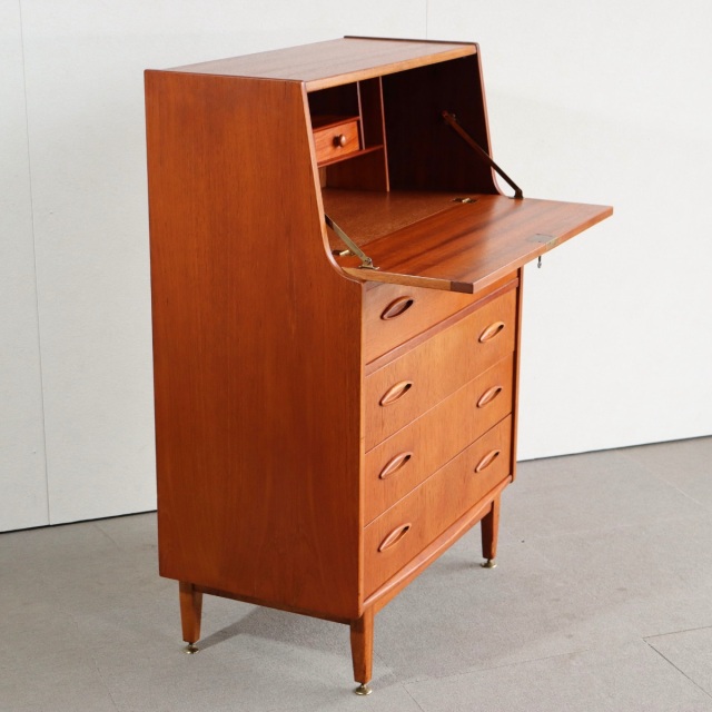 ジェンティークJentiqueのビューロー