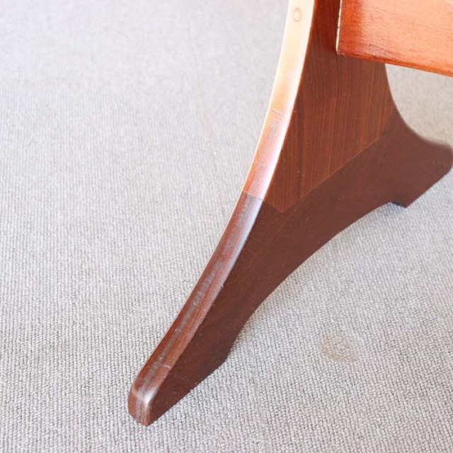 ジープランG-PLANのデスク