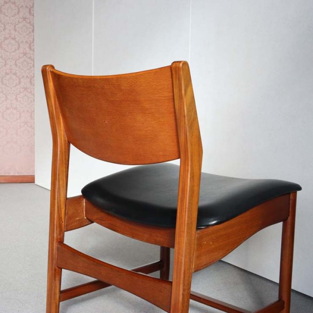 チーク材の英国ヴィンテージのダイニングチェア