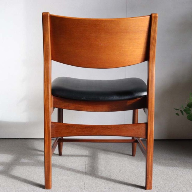 チーク材の英国ヴィンテージのダイニングチェア