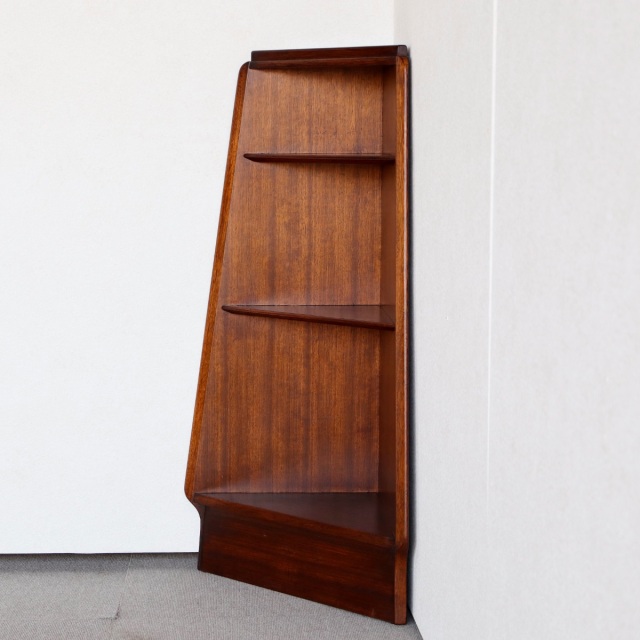 ジープランG-PLANのコーナーブックケース