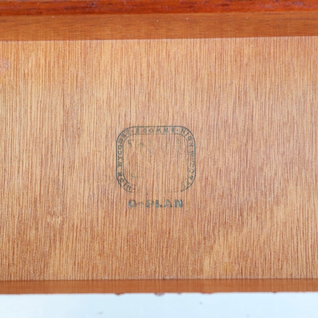 ジープランG-PLANのデスク