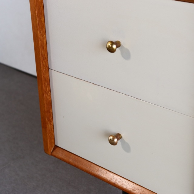 ジープランG-PLANのデスク