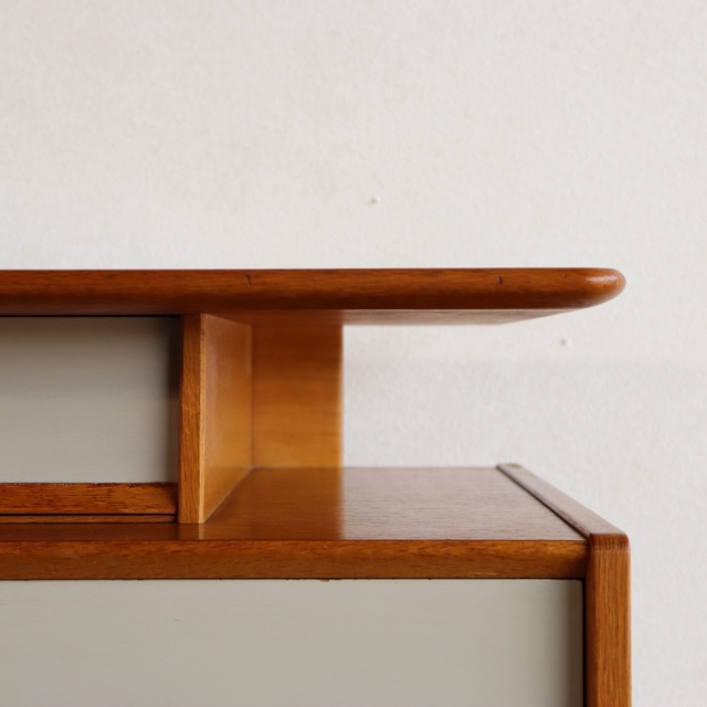 ジープランG-PLANのデスク