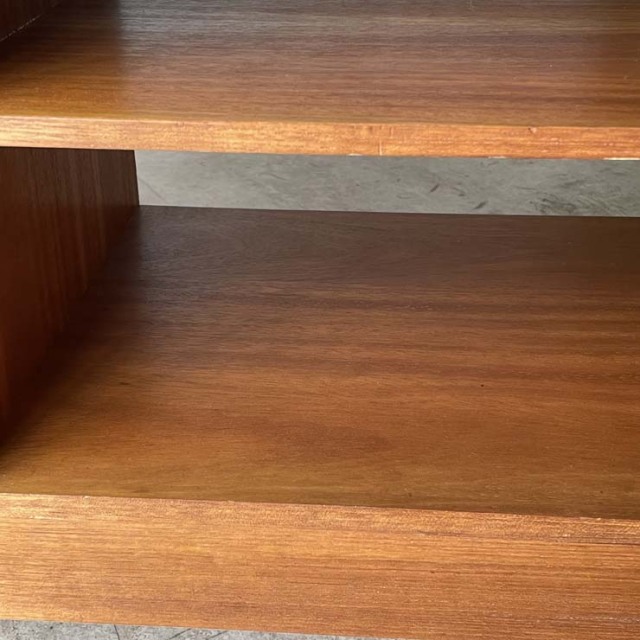 チーク　メディアスタンド　商品番号【022015】