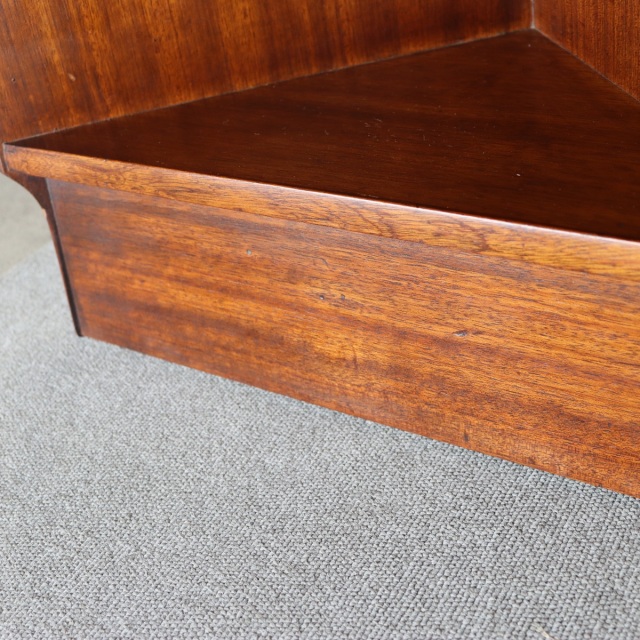 ジープランG-PLANのコーナーブックケース