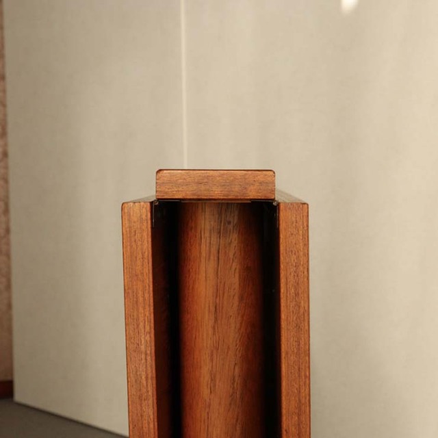 チーク材の英国ヴィンテージの折りたたみダイニングテーブル