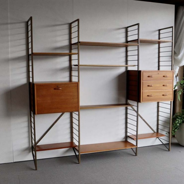 Staples社製・Ladderaxラダラックのユニットシェルフ