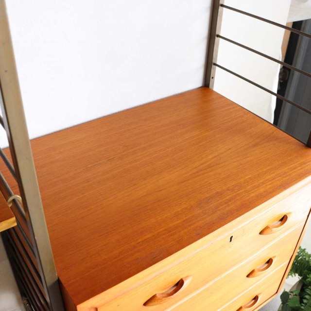 Staples社製・Ladderaxラダラックのユニットシェルフ