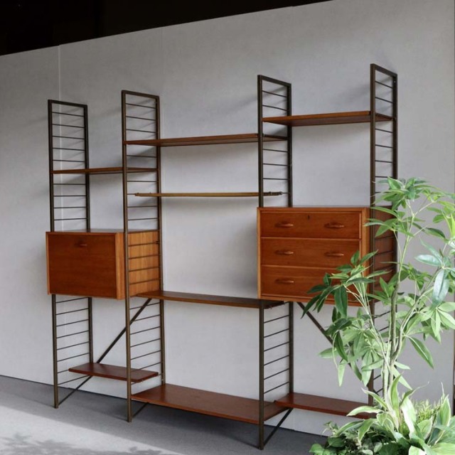 Staples社製・Ladderaxラダラックのユニットシェルフ
