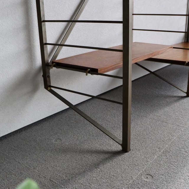 Staples社製・Ladderaxラダラックのユニットシェルフ