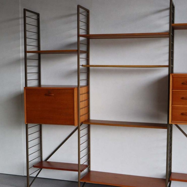 Staples社製・Ladderaxラダラックのユニットシェルフ