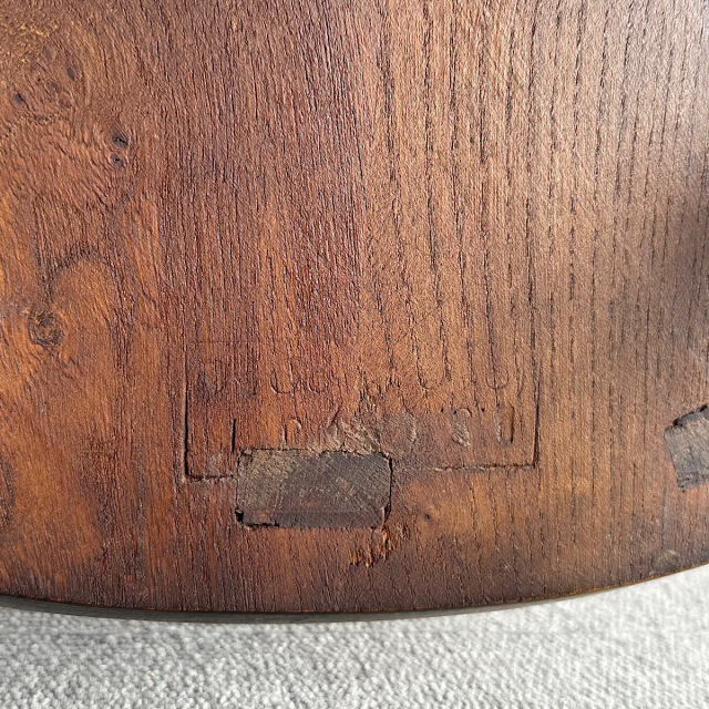 アーコールの椅子