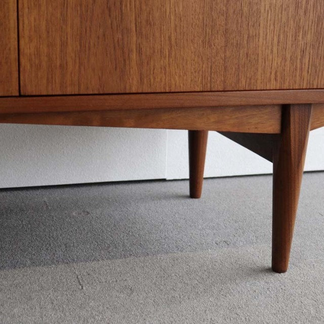 職人気質が強め。 エリオッツ・オブ・ニューベリーELLIOTTS OF NEWBURY