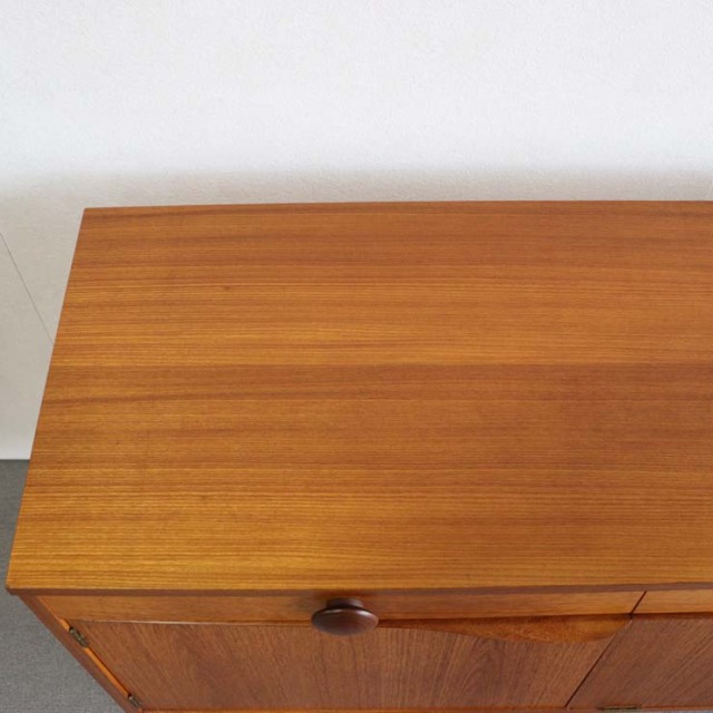 職人気質が強め。 エリオッツ・オブ・ニューベリーELLIOTTS OF NEWBURY