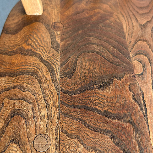 アーコールの椅子