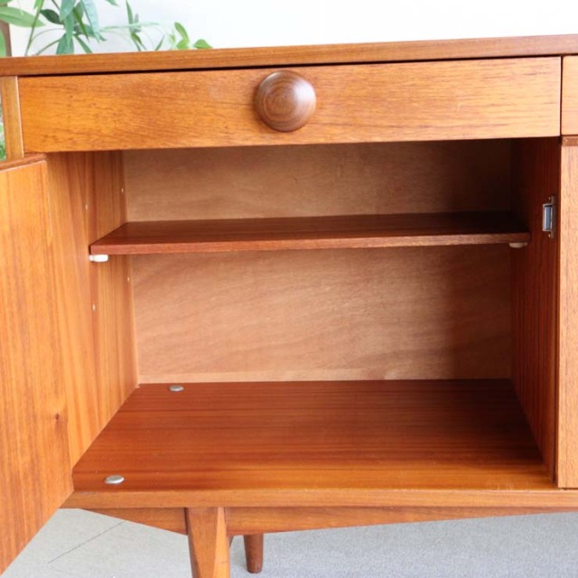 職人気質が強め。 エリオッツ・オブ・ニューベリーELLIOTTS OF NEWBURY