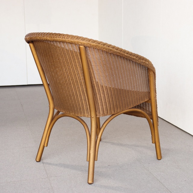 ロイドルームのアームチェア