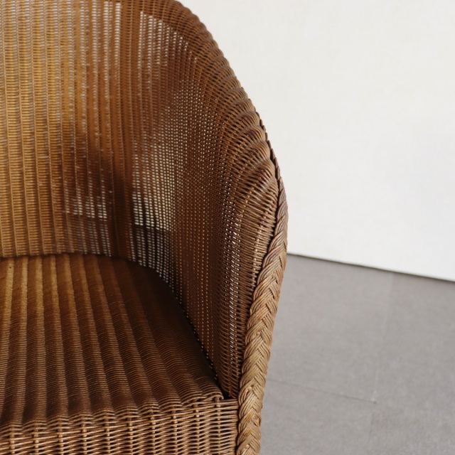 ロイドルームのアームチェア