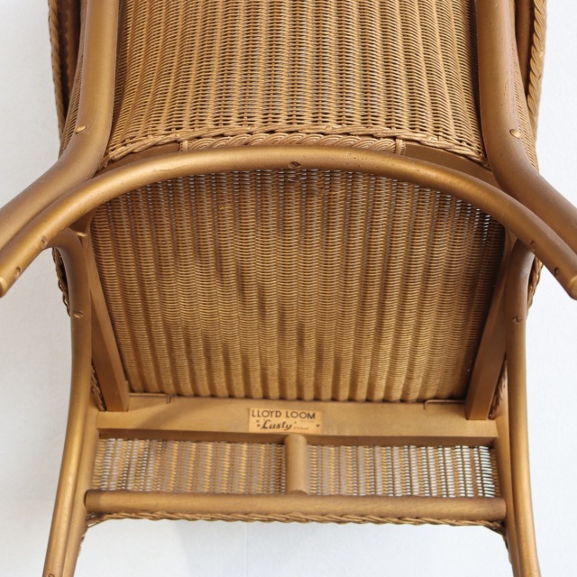 ロイドルームのアームチェア