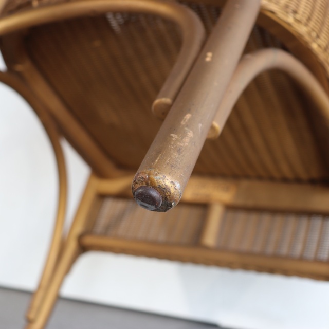 ロイドルームのアームチェア