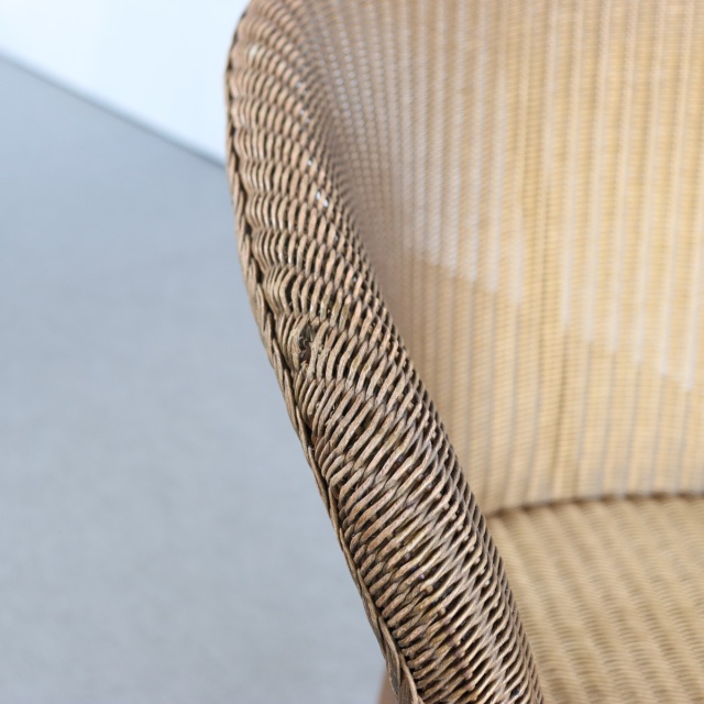 ロイドルームのアームチェア