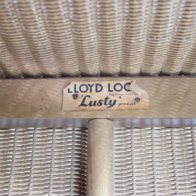 ロイドルームのアームチェア