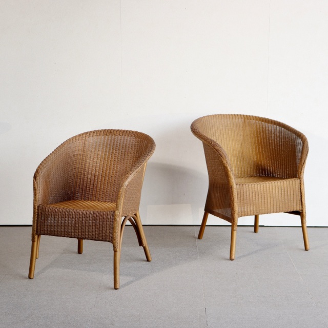 ロイドルームのアームチェア