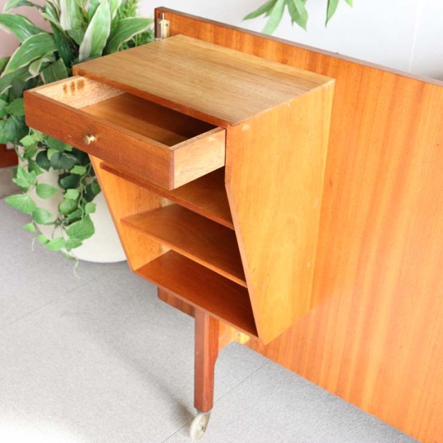 英国ヴィンテージの開閉式デスク