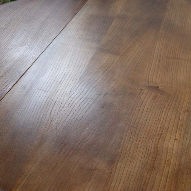 英国製アーコールのヴィンテージダイニングテーブル、両端の天板は折りたたみ可能、ナチュラルカラーの木目が美しい天板。24139