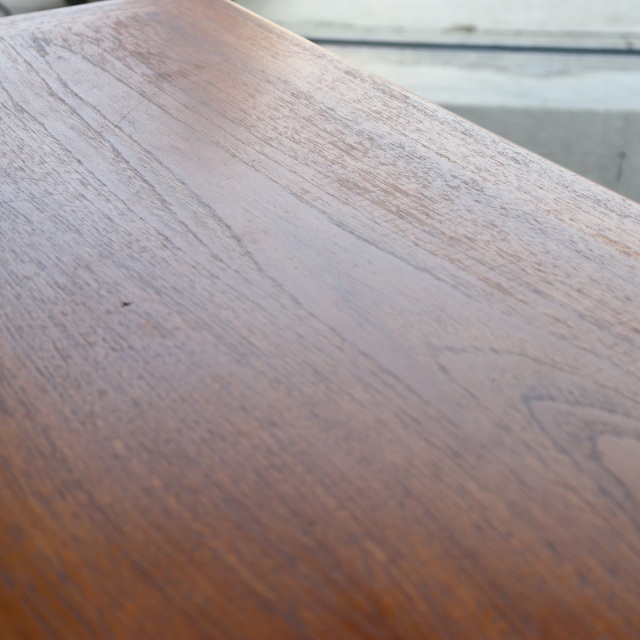 ジープランのコーヒーテーブル