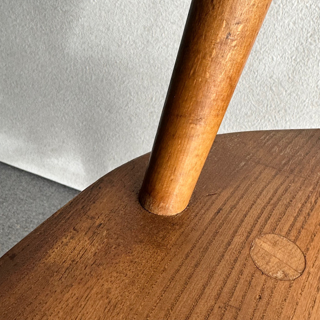 アーコールの椅子