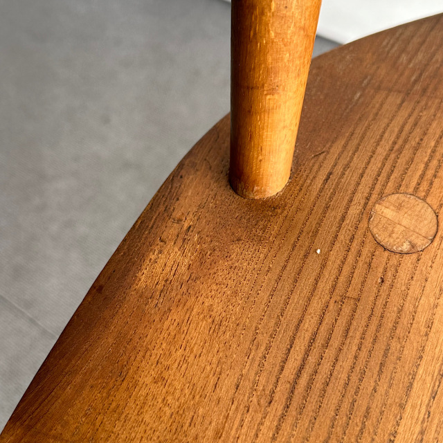 アーコールの椅子