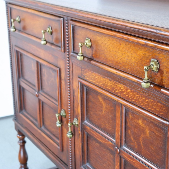 1930年代オーク材サイドボード | 英国アンティーク家具 |