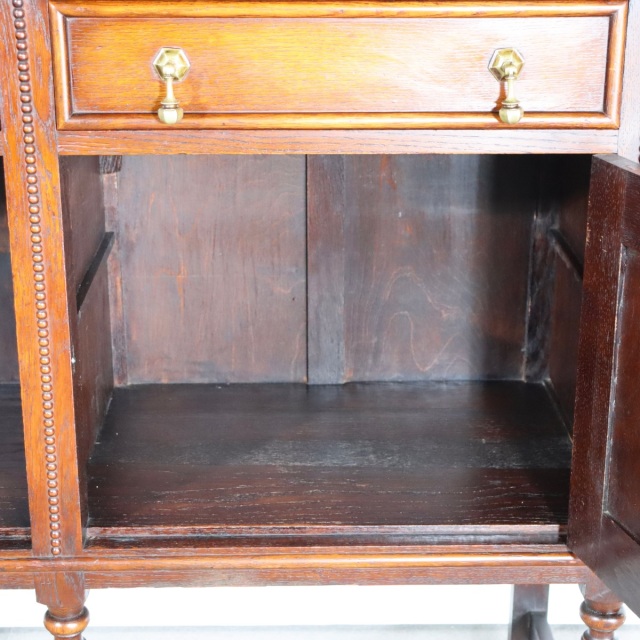 1930年代オーク材サイドボード | 英国アンティーク家具 |