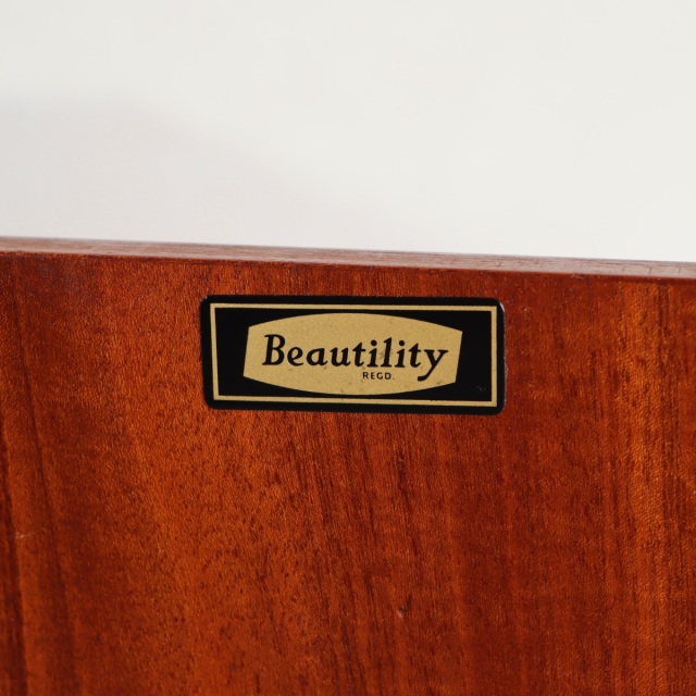 ビューチリティBEAUTILITYのサイドボード