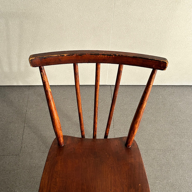 アーコールの椅子