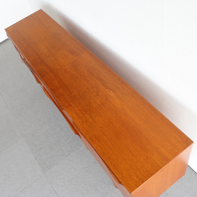 サトクリフオブトッドモーデンSUTCLIFFE OF TODMORDENのサイドボード