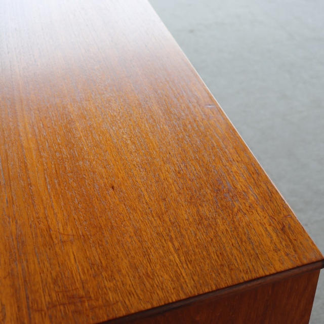 サトクリフオブトッドモーデンSUTCLIFFE OF TODMORDENのサイドボード