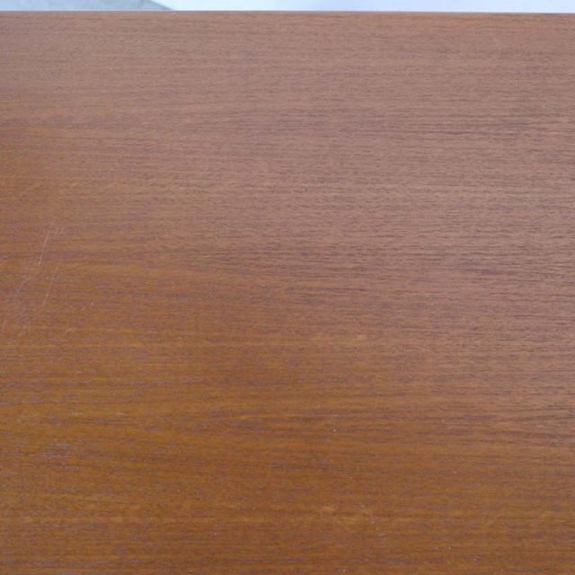 デンマーク製のヴィンテージデスク。左側に引出し3段あり。23009